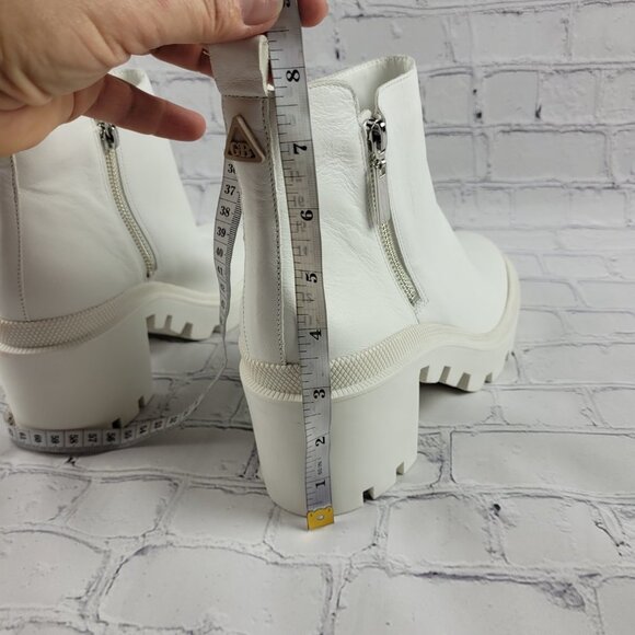 NWOB GB the Change So-Lution Sustainable Leather Chunky Lug Sole Booties - Picture 7 of 14